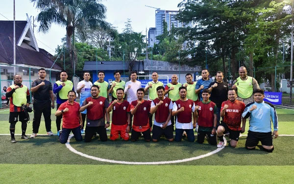 Dimeriahkan Laga Eksebisi Kontra Legenda PSM, Pertandingan Futsal HUT Sulsel Berlangsung Meriah