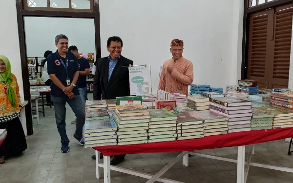 Tingkatkan Minat Baca, Disarpus Lumajang Gelar Pameran Buku Murah