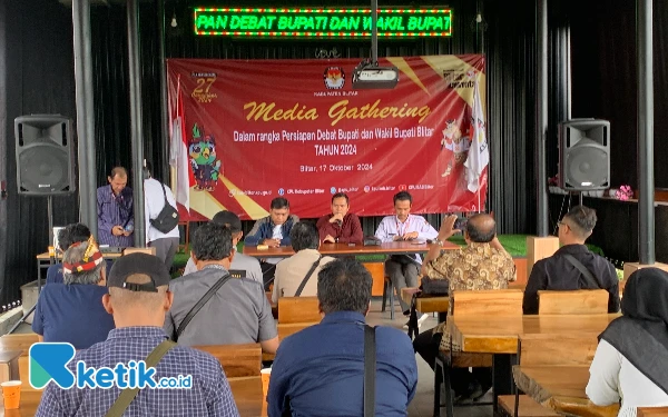 Persiapan Debat Publik Perdana Pilkada 2024, KPU Kabupaten Blitar Gelar Media Gathering