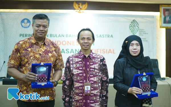 Thumbnail Peringati Bulan Bahasa dan Sastra, Balai Bahasa Sumsel Gelar Seminar Bahasa Indonesia