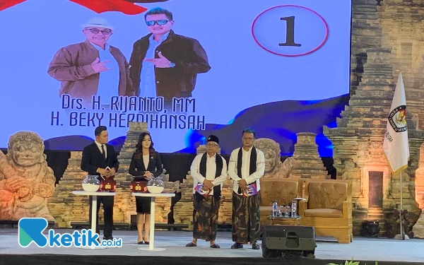 Thumbnail Debat Publik Perdana, Paslon Rijanto-Beky Komitmen Wujudkan Kabupaten Blitar Berjaya dan Berdaya