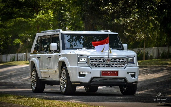 Thumbnail Digunakan Prabowo Setelah Ucapkan Sumpah Jabatan, Ini Spesifikasi Mobil MV3 Garuda Limousine