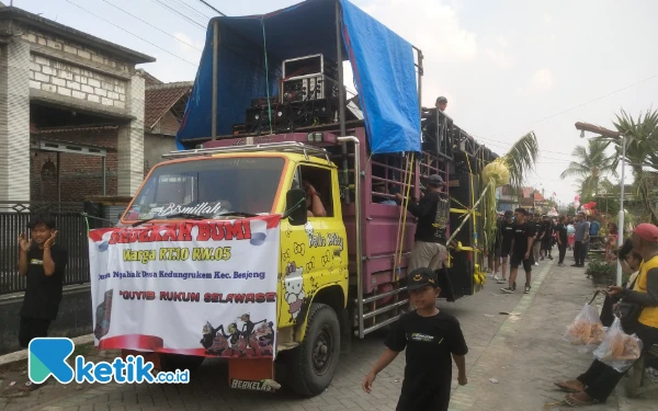 Thumbnail Heboh! Sedekah Bumi Dusun Ngablak Bikin Horeg Gresik Selatan