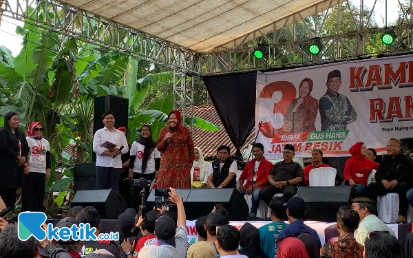 Thumbnail Temui Masyarakat Blitar, Cagub Jatim Tri Rismaharini Janjikan Pendidikan, Kesehatan, dan Pupuk Gratis Jika Terpilih