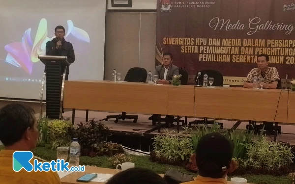 Thumbnail Berita - KPU Sidoarjo Ajak Pers Edukasi Masyarakat agar Pahami Dinamika Politik dan Tentukan Keputusan Tepat