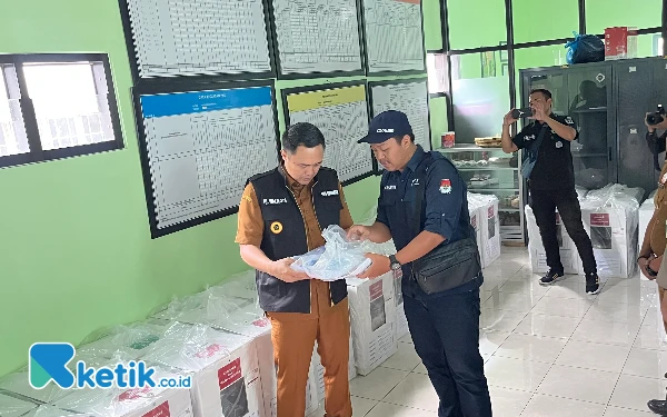 Thumbnail Berita - Pantau Persiapan Pilkada, Pj Wali Kota Malang Pastikan Distribusi Logistik Aman