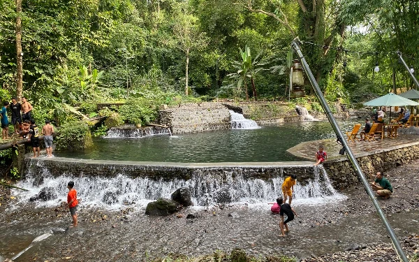 Thumbnail Berita - Musim Penghujan, Disparbudpora Bondowoso Petakan Keamanan Objek Wisata