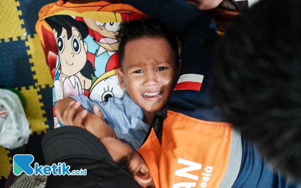 Thumbnail Berita - Kehebohan Anak-anak di Palembang saat Ikuti Khitan Massal