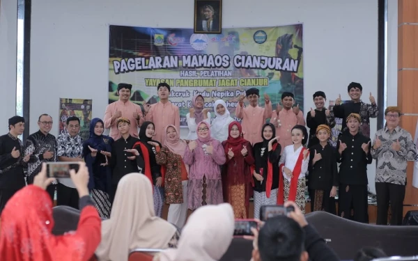 Thumbnail Kegiatan ini diselenggarakan oleh Yayasan Pangrumat Jagat Cianjur dengan dukungan penuh dari Dinas Kebudayaan dan Pariwisata Cianjur serta berbagai pihak lainnya (Foto: Yayasan Pangrumat Jagat Cianjur)