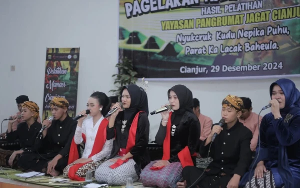 Thumbnail Berita - Lestarikan Budaya, Anak Muda Cianjur Antusias Ikuti Mamaos Cianjuran