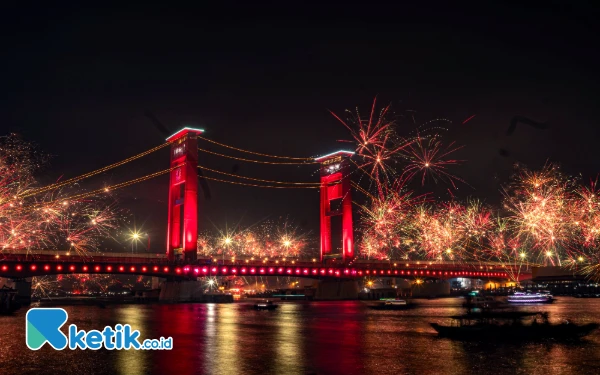 Thumbnail Berita - Meriahnya Malam Pergantian Tahun di Kota Palembang