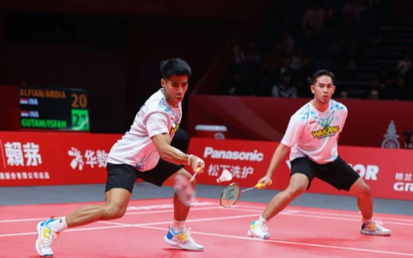 Thumbnail Berita - Jalan Terjal Sabar Karyaman/Reza Pahlevi Sebagai Non Unggulan di Malaysia Open 2025