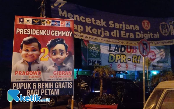 Thumbnail Hari Pertama Kampanye, Baliho Capres Prabowo 'Gemoy' Bertebaran di Kabupaten Malang