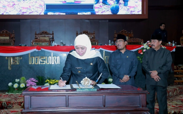 Substansi RTRW Jatim 2023-2043 Disepakati, Khofifah: Wujudkan Arah Pembangunan Ekonomi