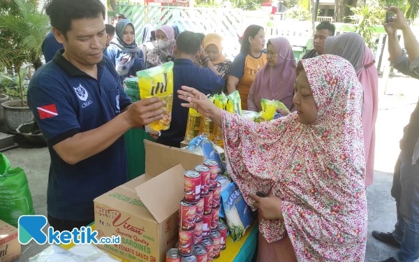 Thumbnail Berita - Harga Sembako Mahal, Unusa Gelar Bazar Murah Ramadan