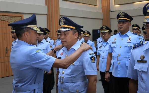 Thumbnail Berita - 34 Pejabat Kemenkumham Jatim Dilantik, Kakanwil: Bentuk Pemimpin Perubahan