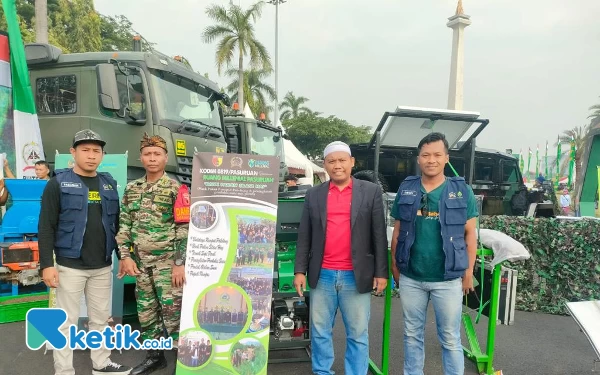 Thumbnail Berita - Keren! Inovasi Tani Binaan Kodim 0819 Pasuruan Mejeng di Monas Jakarta