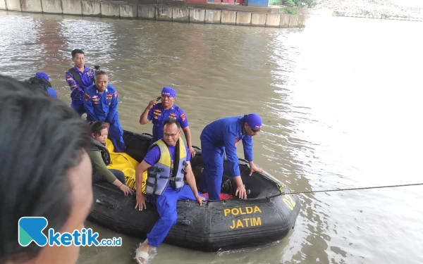 Thumbnail Berita - Dua Hari Pencarian, Jenazah Penumpang Kapal Tambang Ditemukan