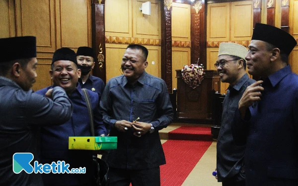 Thumbnail Berita - DPRD Sidoarjo Umumkan Susunan Pimpinan Dewan Baru dan Fraksi-Fraksinya, kecuali