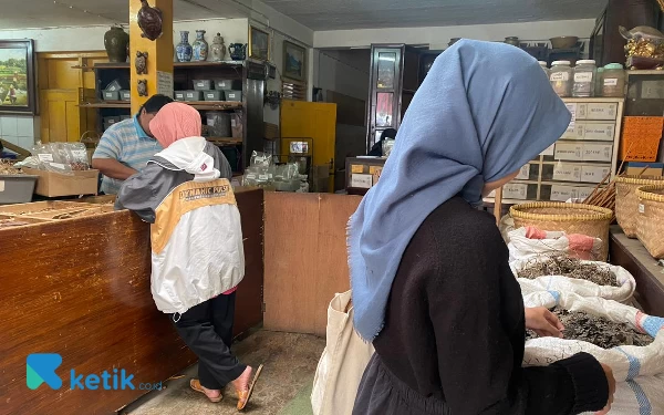 Babah Kuya, Toko Jamu Legendaris Sejak 1838