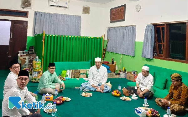 Ini Kata Ketua Umum PKB Cak Imin Saat Sowan ke Ponpes Wali Songo Situbondo