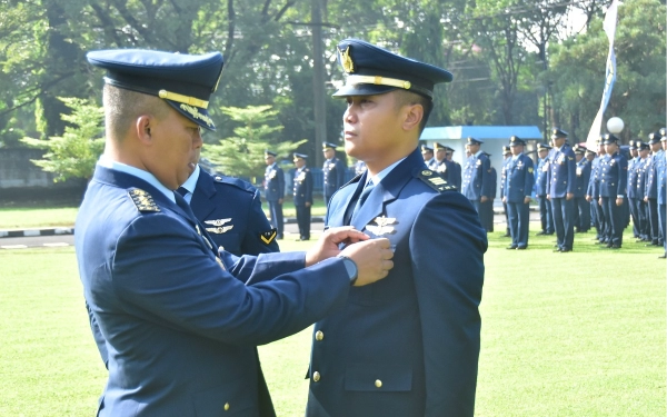 Thumbnail Berita - TNI AU Peringati HUT ke-77, Dorong TNI AU yang Modern