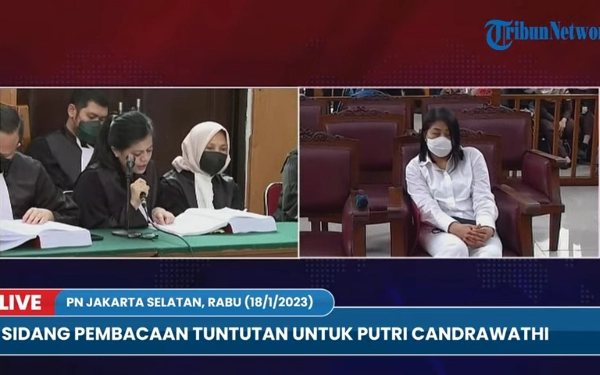 Thumbnail Berita - Ini Penyebab Putri Candrawathi Hanya Dihukum 8 Tahun Penjara