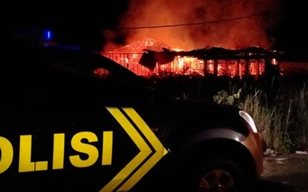 Thumbnail Berita - Kantor Dukcapil Pegunungan Bintang Dibakar KKB