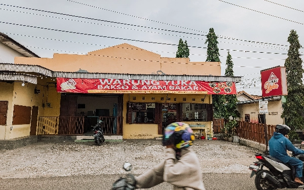 Thumbnail Berita - Menikmati  Bakso Yuka, Kuliner Legendaris Sejak Tahun 90an di Palembang