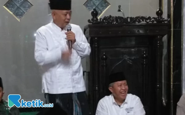 Thumbnail Berita - PDIP Beri Sinyal ke Petahana Sanusi Maju Pilbup Malang, Warga Minta Kholiq Jadi N2