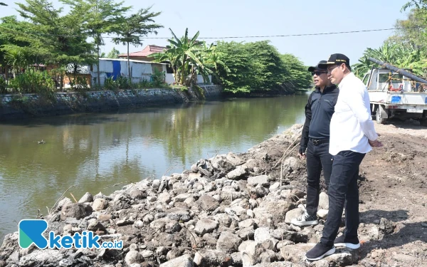 Thumbnail Berita - Sidak Persiapan Jembatan Kedungpaluk, Subandi: Kami Berusaha Semaksimal Mungkin