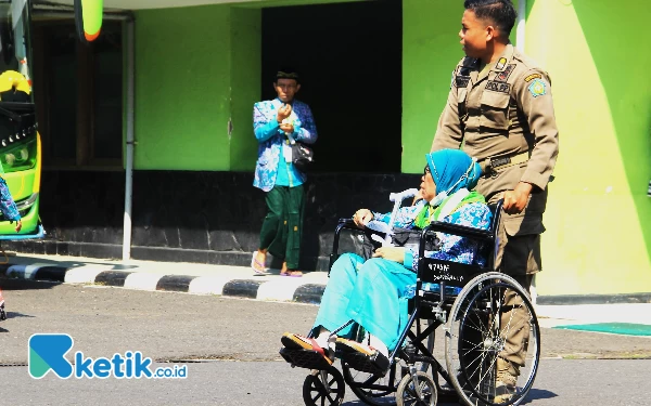 Thumbnail Berita - DPRD Sidoarjo Perjuangkan Rekrutmen Formasi PPPK-CPNS untuk Personel Satpol PP Sidoarjo