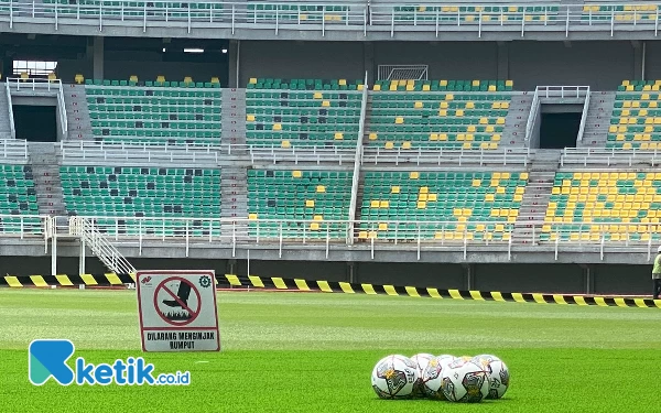 Thumbnail Berita - Kementerian PUPR Izinkan Persebaya vs Arema Berlaga di Gelora Bung Tomo