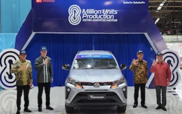 Thumbnail Daihatsu Rayakan Capaian Produksi 8 Juta Unit  di Indonesia