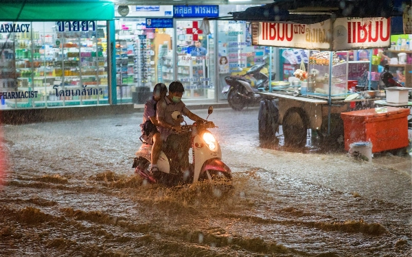 Thumbnail Berita - Waspada! BMKG Juanda: Jatim Potensi Cuaca Ekstrem 11-17 Februari 2023