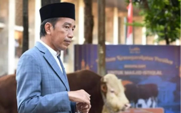 Thumbnail Berita - Idul Adha 2024, Jokowi Bagi-Bagi Satu Sapi untuk Tiap Provinsi