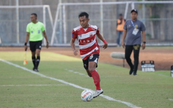 Thumbnail Berita - Kevy Syahertian Mundur dari Madura United untuk Gabung Klub Liga 2